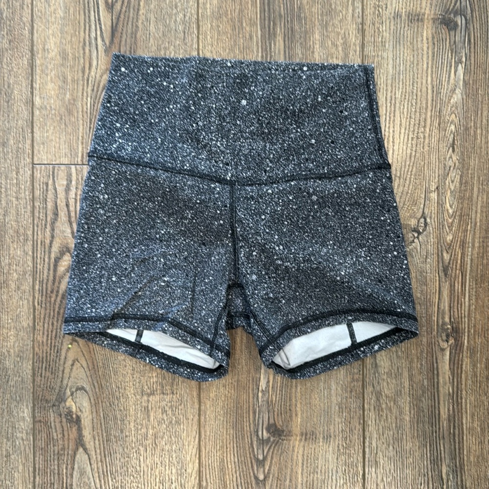 Lululemon black and white speckled shorts